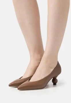 Renza - Klassieke Pumps - Cuoio