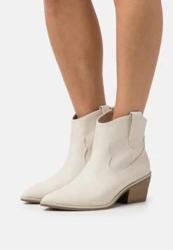 Call It Spring Outlaw - Korte Laarzen - Other White