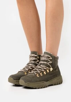 Woden Iris Track- Snowboots- Moss