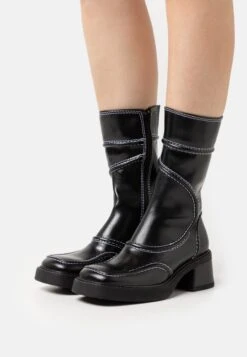 Miista Malene - Plateaulaarzen - Black